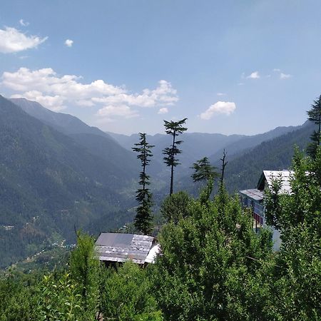 Mountain Eyrie 호텔 Banjār 외부 사진
